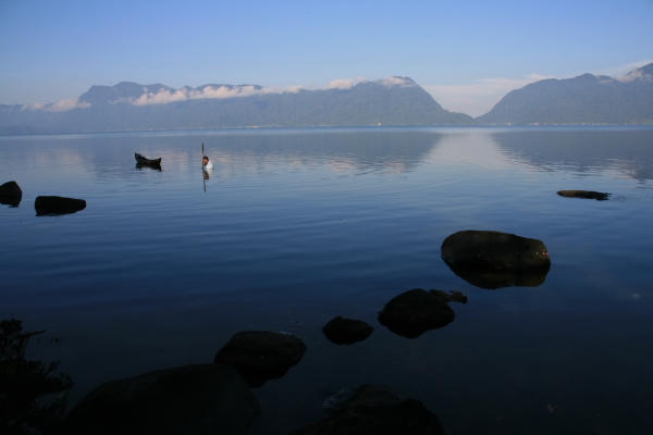 maninjau lake.JPG